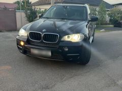 Photo of the vehicle BMW X5