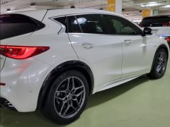 Фото авто Infiniti Q30