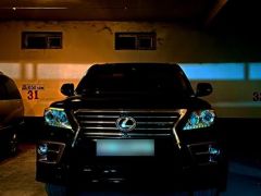 Сүрөт унаа Lexus LX