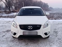 Фото авто BAIC EU260