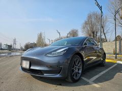 Фото авто Tesla Model 3