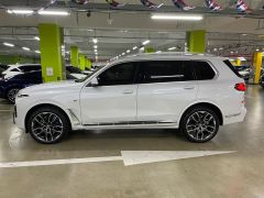 Сүрөт унаа BMW X7