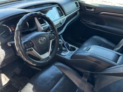 Сүрөт унаа Toyota Highlander