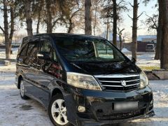 Photo of the vehicle Toyota Alphard