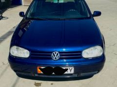 Фото авто Volkswagen Golf