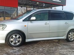 Фото авто Toyota Ipsum