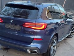 Photo of the vehicle BMW X5