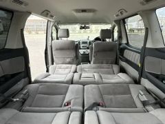 Фото авто Toyota Alphard