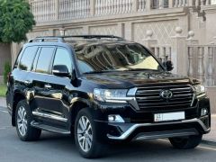 Сүрөт унаа Toyota Land Cruiser