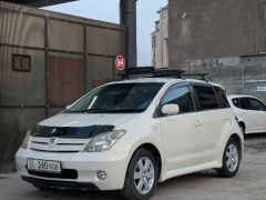 Сүрөт унаа Toyota Ist