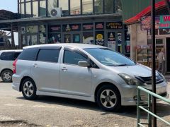 Фото авто Toyota Wish