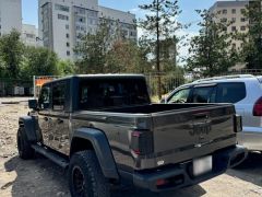 Сүрөт унаа Jeep Gladiator