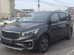 Сүрөт унаа Kia Carnival