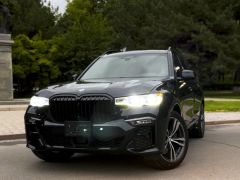 Фото авто BMW X7