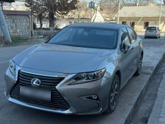 Photo of the vehicle Lexus ES