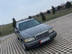 Сүрөт унаа Mercedes-Benz C-Класс