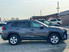 Photo of the vehicle Toyota RAV4