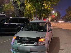 Сүрөт унаа Honda Stream