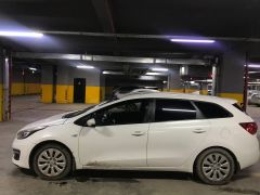 Photo of the vehicle Kia Ceed