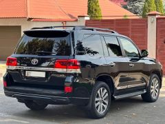 Сүрөт унаа Toyota Land Cruiser