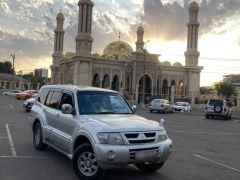 Сүрөт унаа Mitsubishi Pajero