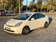 Фото авто Toyota Prius