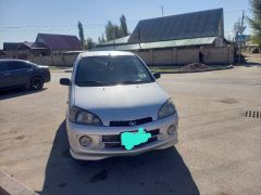 Сүрөт унаа Daihatsu YRV