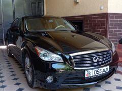 Photo of the vehicle Infiniti M