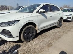 Сүрөт унаа BYD E2