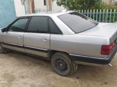 Photo of the vehicle Audi 100