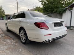 Фото авто Mercedes-Benz E-Класс