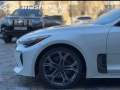 Сүрөт унаа Kia Stinger