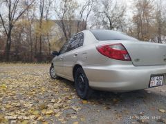 Сүрөт унаа Kia Rio