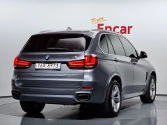 Photo of the vehicle BMW X5