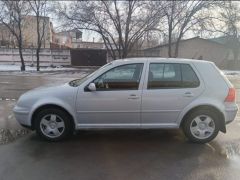 Фото авто Volkswagen Golf