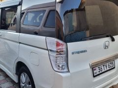 Фото авто Honda Stepwgn