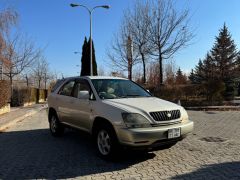 Photo of the vehicle Toyota Harrier