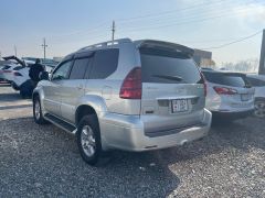 Photo of the vehicle Lexus GX