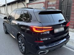 Photo of the vehicle BMW X5