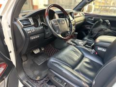 Сүрөт унаа Lexus LX