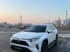 Сүрөт унаа Toyota RAV4