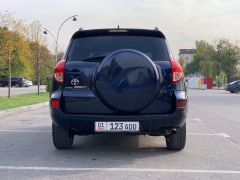 Фото авто Toyota RAV4