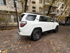 Photo of the vehicle Toyota 4Runner