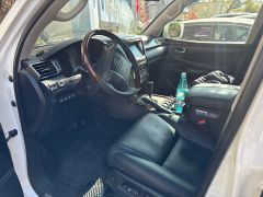 Сүрөт унаа Lexus LX