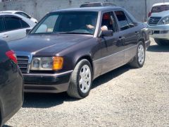 Фото авто Mercedes-Benz W124