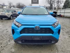 Сүрөт унаа Toyota RAV4