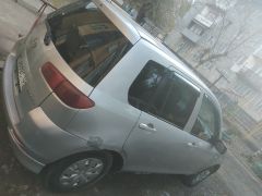 Photo of the vehicle Mazda Demio