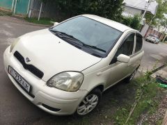 Сүрөт унаа Toyota Vitz