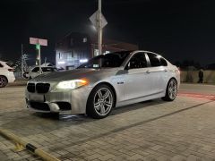 Photo of the vehicle BMW 5 Series