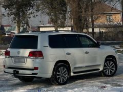 Фото авто Toyota Land Cruiser